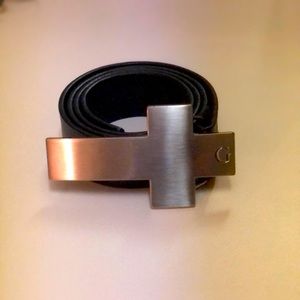 GUESS Cross Belt